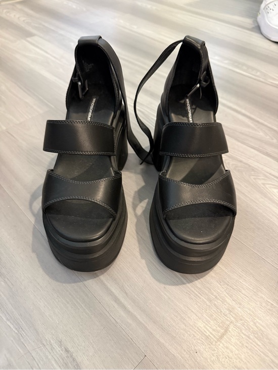 Windsor Smith Shoes - Windsor Smith Black Chunky Platform Sandal Heels
